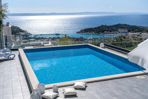 Seaview villa Lea heated pool, 5 bedrooms