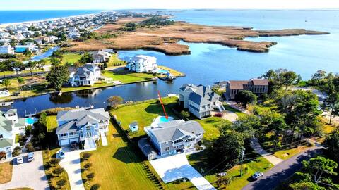 6BR Beach Holiday, Hot Tub, Long stay Discounts!