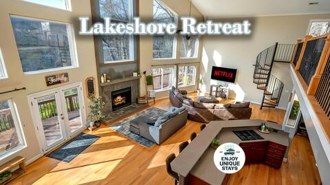 Lakeshore Retreat with Lake Lanier views & hot tub