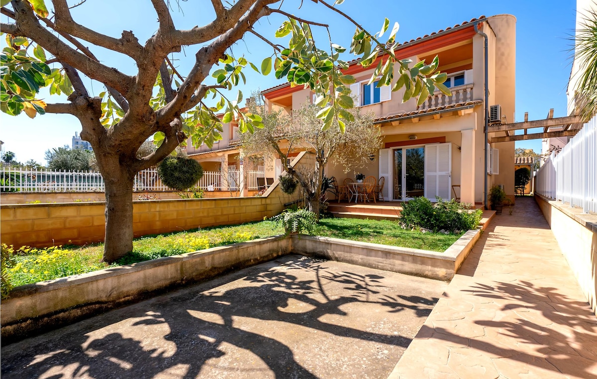 Successful Airbnb property: Gorgeous home in Port d'Alcúdia in Alcúdia