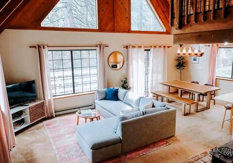 Beachcomber Cabin A-Frame 2 miles from Yosemite