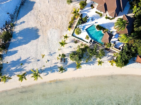 Providenciales Beach Front Villa