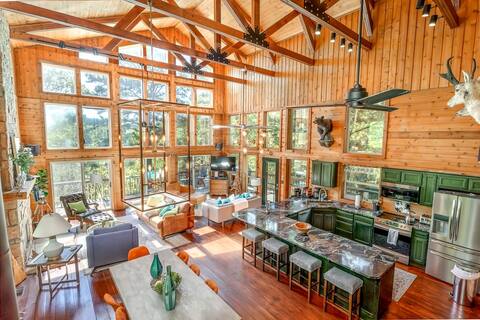 Beaver Lake Luxury Retreat - Whispering Pines