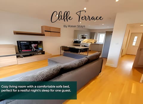 Cliffe Terrace w/ 1 FREE Parking space