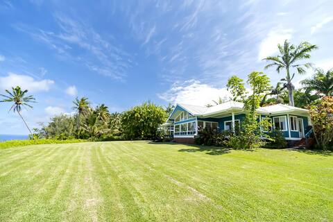 Cliffs at Hakalau Hamakua Coast Oceanfront Retreat