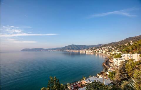 Amazing apartment in Varazze with WiFi