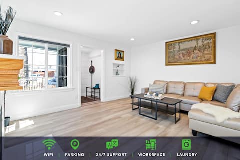 Azure Retreats • Pet-friendly • Tesla Charger