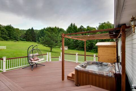 Coudersport Home w/ Outdoor Spa & Stargazing!