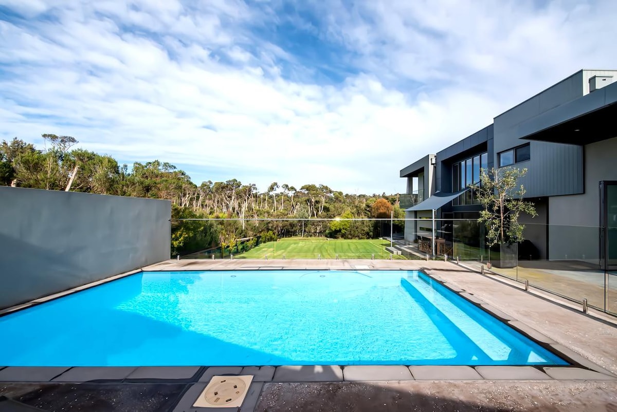 Ultimate Private Acre Escape in Mount Martha