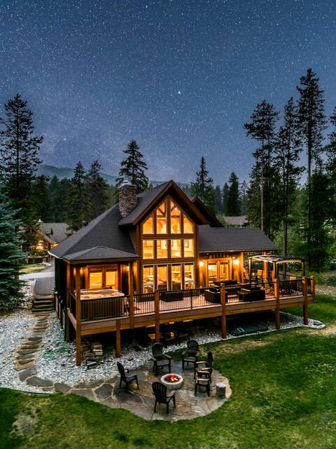 Mountain Paradise with Private Hot