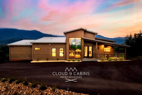 Private Pool, Hot Tub, VIEWS, Game Room, Theater