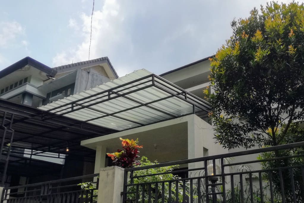 tampak depan