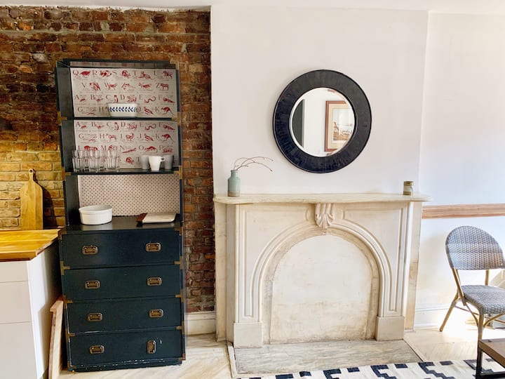 Beautiful, Private 2br Guest Suite - Brooklyn, NY