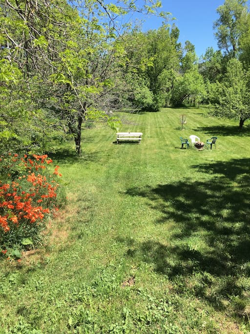 Large private back yard with Spearfish Creek at far end!!