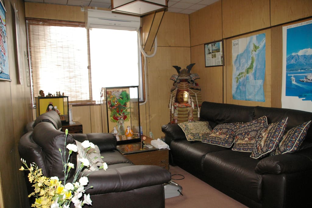 2F common space