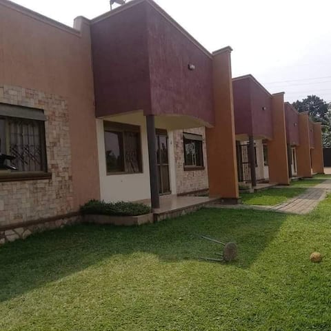 2 bedroom house in Buwate Kira