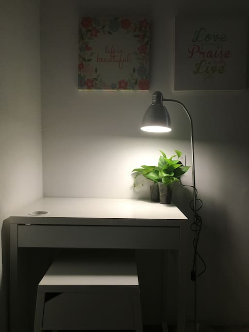 Working desk