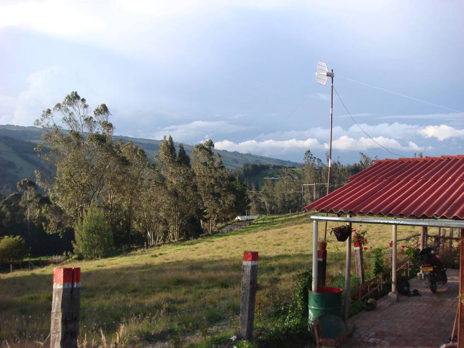 La vista desde la casa. / The view from the house.