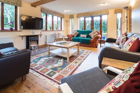 Big Lake District house in Caldbeck (Keswick area)