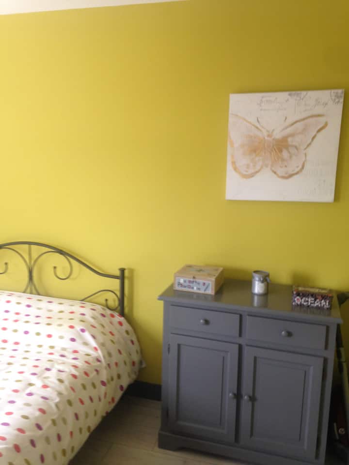 一楼的第二间卧室，面积为9.50平方米