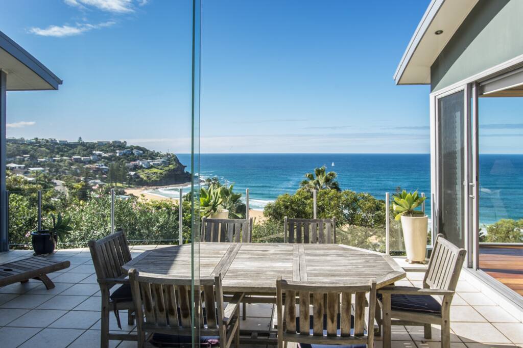 180 degrees ocean view in a very private setting
