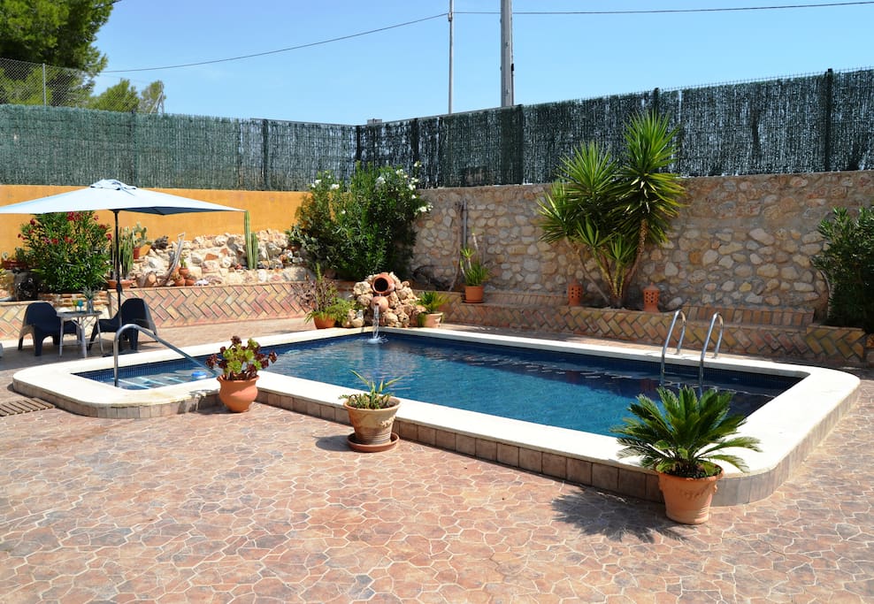 Swimming-pool