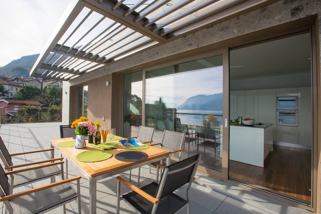 Dine alfresco!