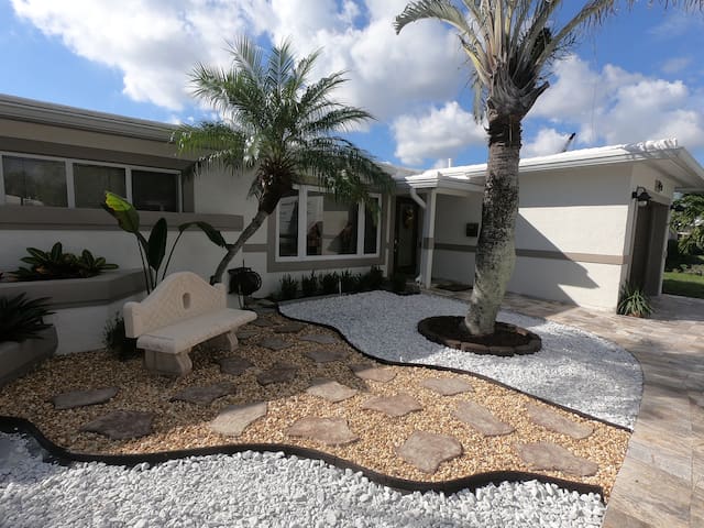 Pompano Beach Home on Intracoastal Canal