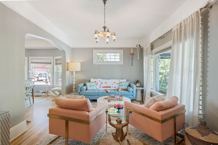 THE BEST Portland Location! Hip Foodie Central