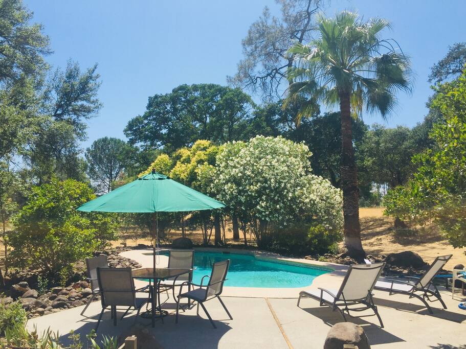 Private pool with furniture