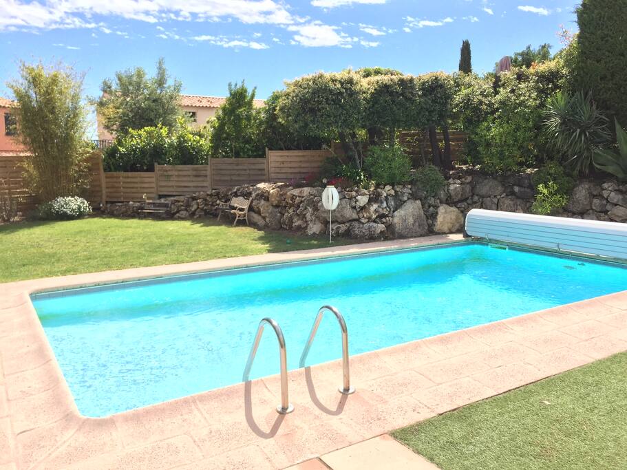 Piscine 8m x 4m plein sud