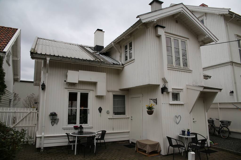 Backside of the house. Apartment on the second floor.