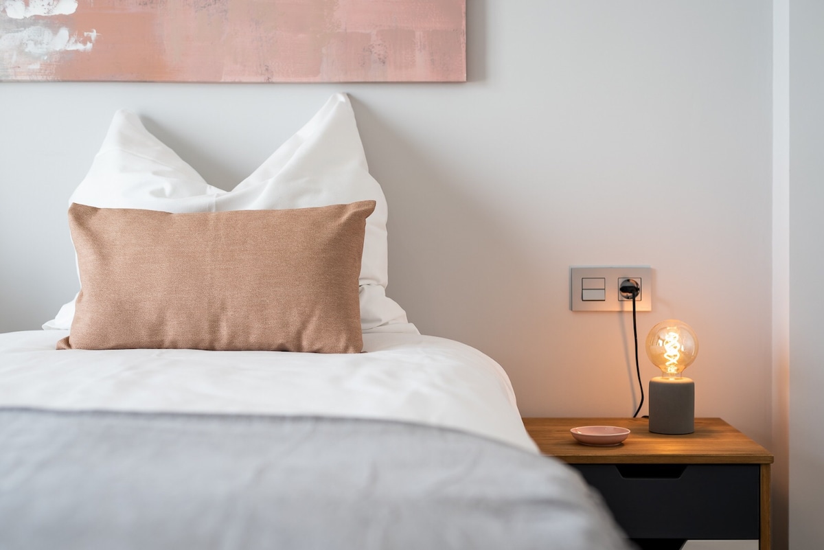 HABITACION PRINCIPAL- MASTER BEDROOM- HAUPTRAUM