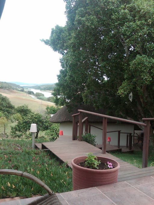 Walkway to Lapa Braai area