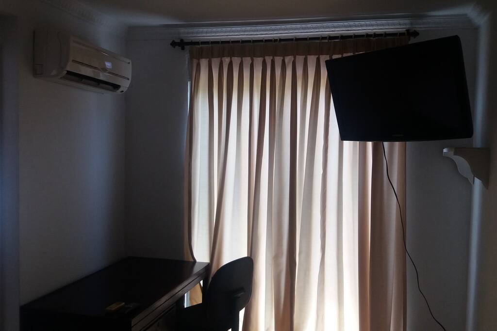 aire acondicionado y tv