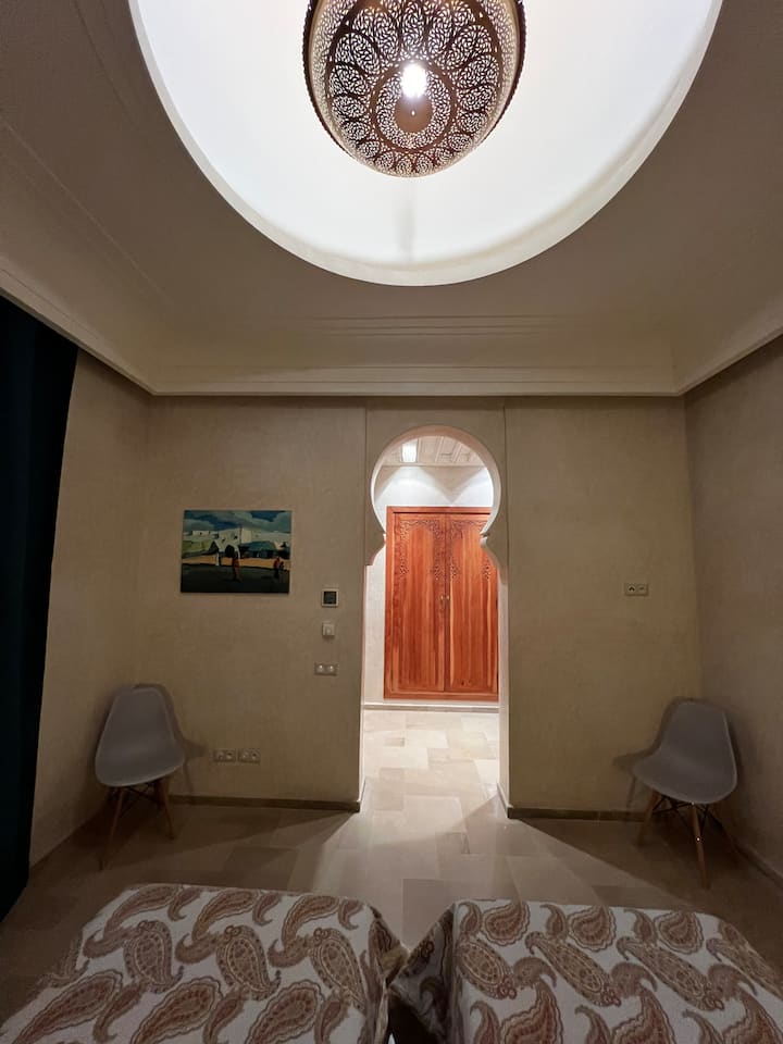 საძინებელი 2