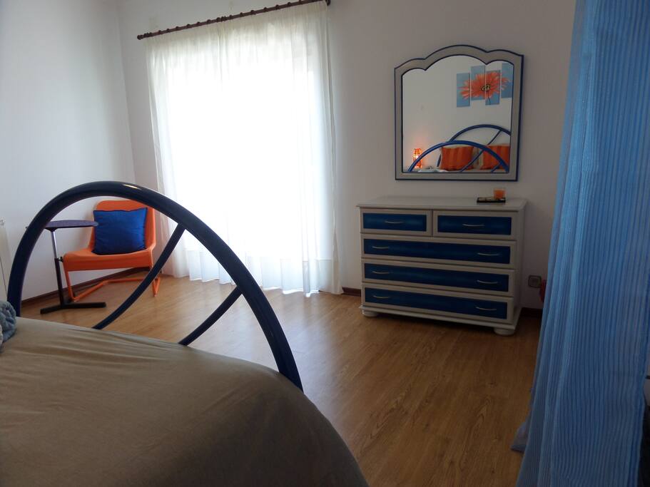 Daisy room