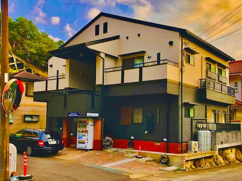 102 Midtown Sakura Apartment House