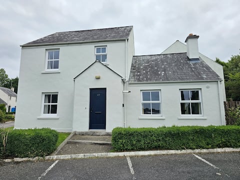 Modern 4 bed house near Bunratty Castle