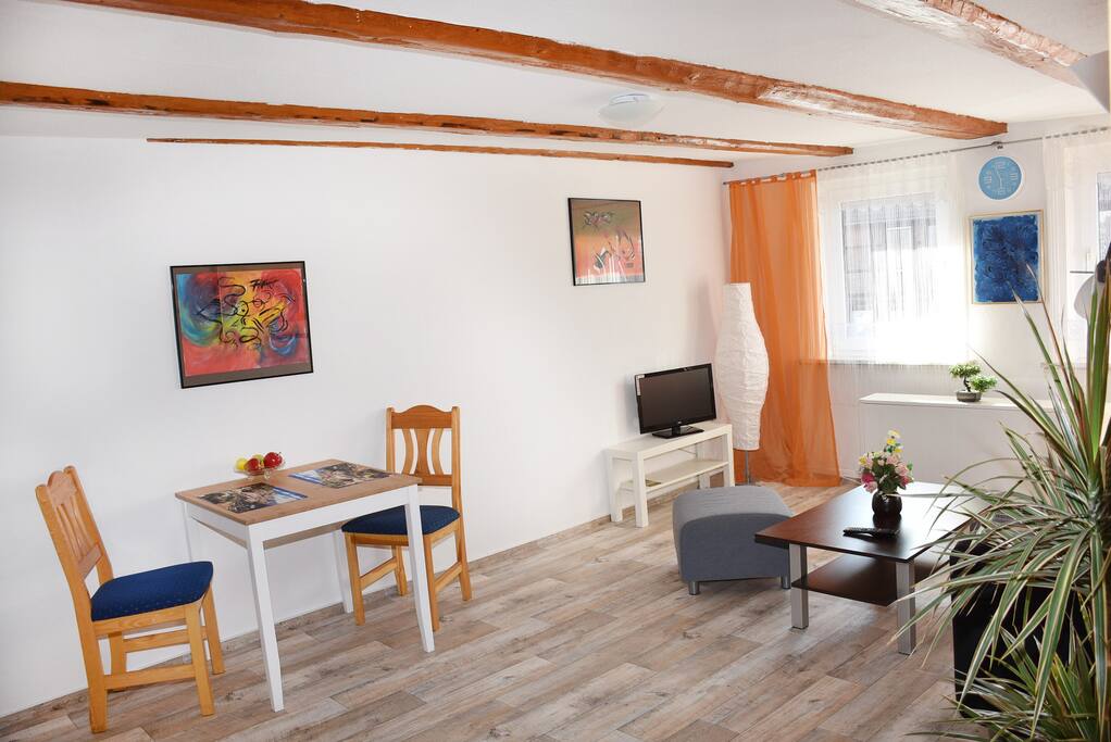 Wohnzimmer / Esszimmer