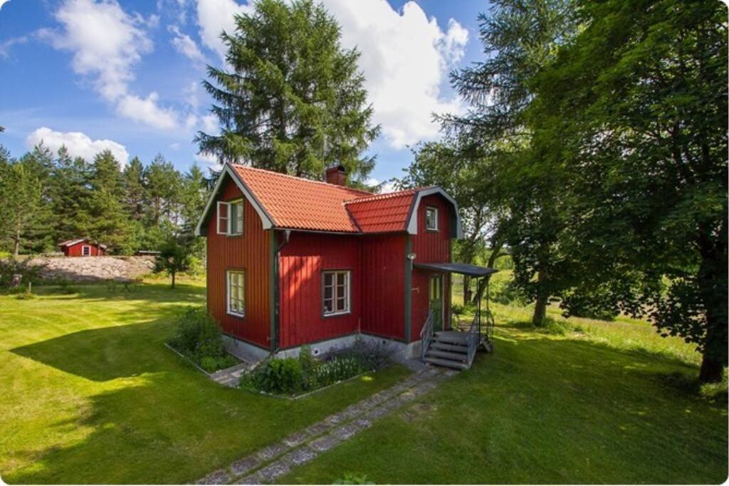 Main house with three beds