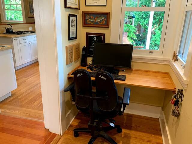 Lucky Find in heart of Palo Alto! gallery image 5