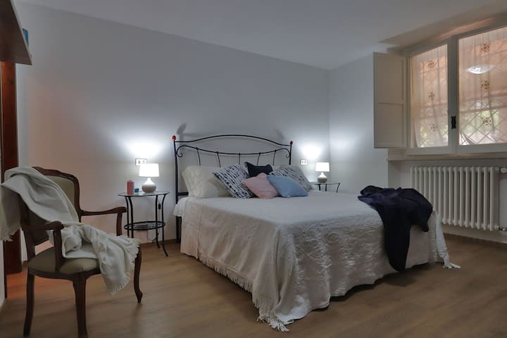 Villa Luisa - Chambre double avec salle de bain attenante au rez-de-chaussée
