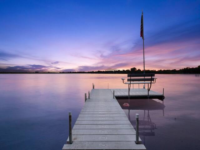 Lake Home, Hot Tub, Sauna, Boat, Private Chef gallery image 2