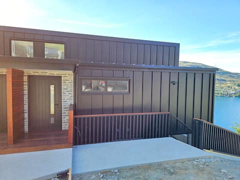 Snowy 3 Bedroom Unit