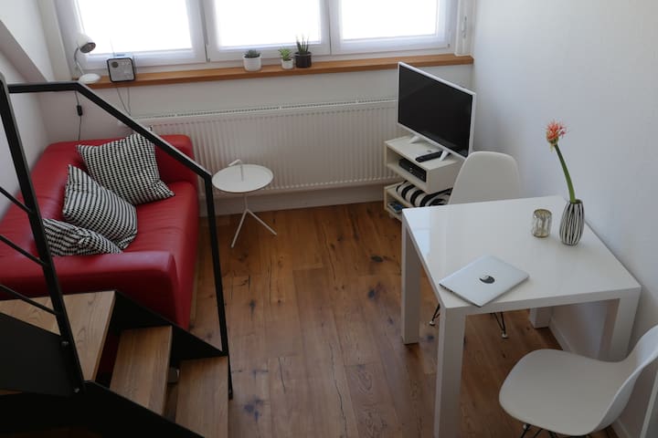 Small studio-apartment, new and charming