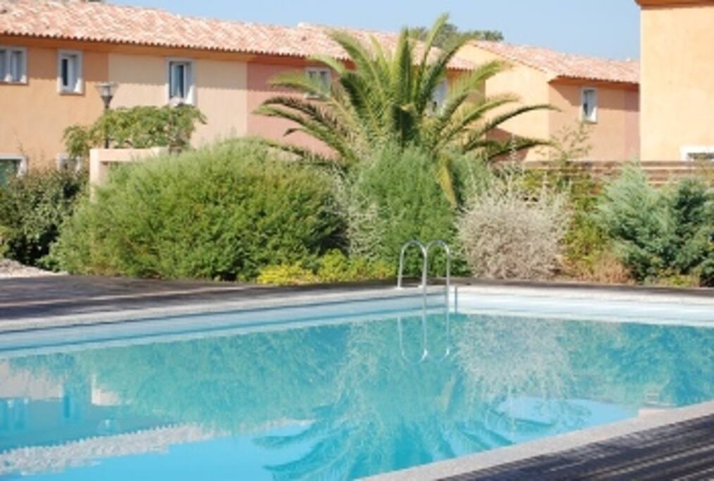 Piscina condominiale