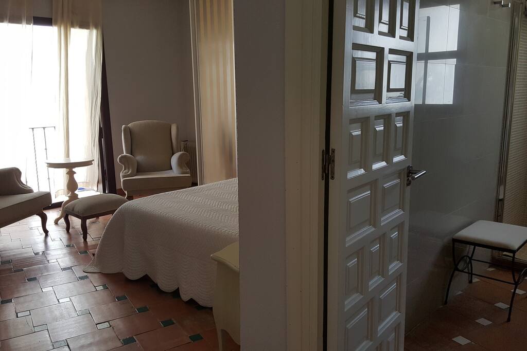 Dormitorio principal - Baño en Suite