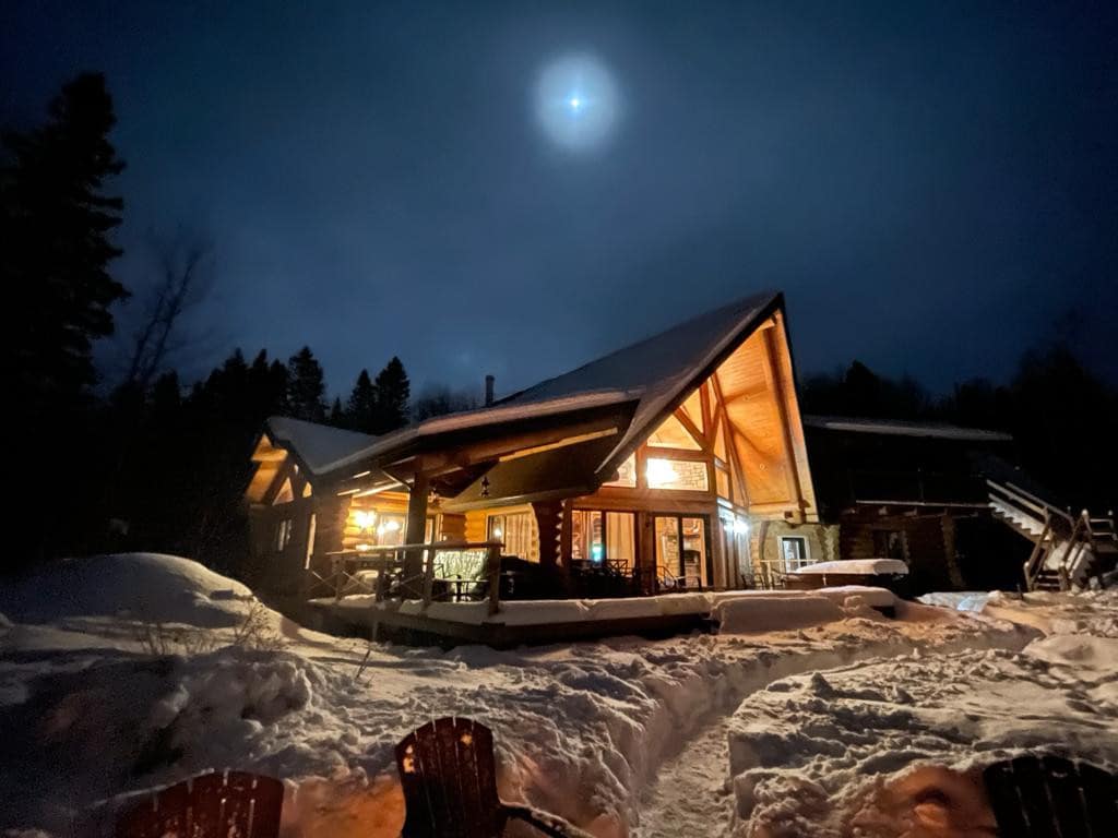 Lake Saint-Jean Vacation Rentals & Homes - Quebec, Canada | Airbnb