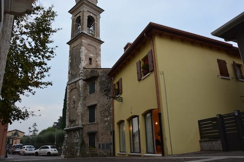 Proprietà Airbnb di successo: Bardolino "at the Bell Towers" a Bardolino